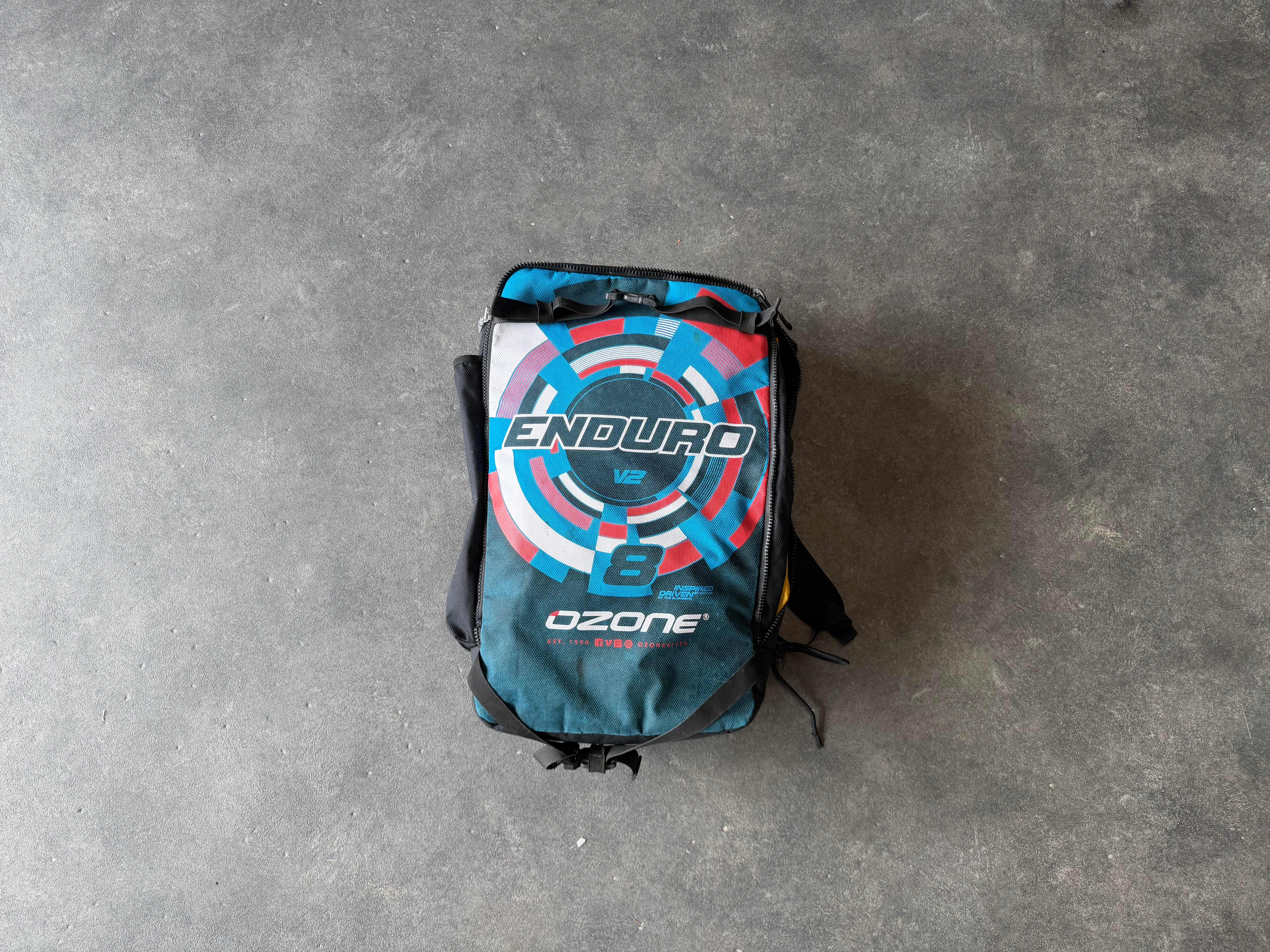 Ozone Enduro V2 8m | Tweedekans