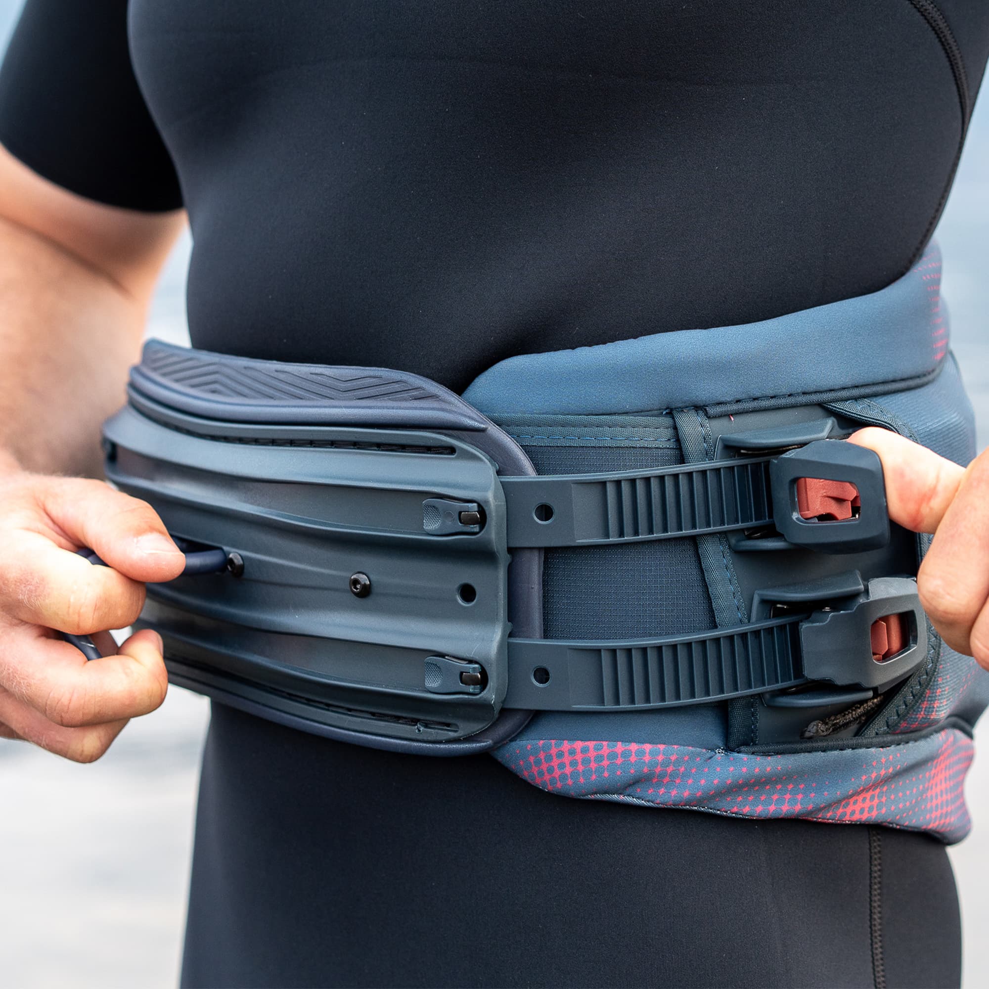 Ride Engine Elite Carbon Type 1 Hyperlock Harness red, side view