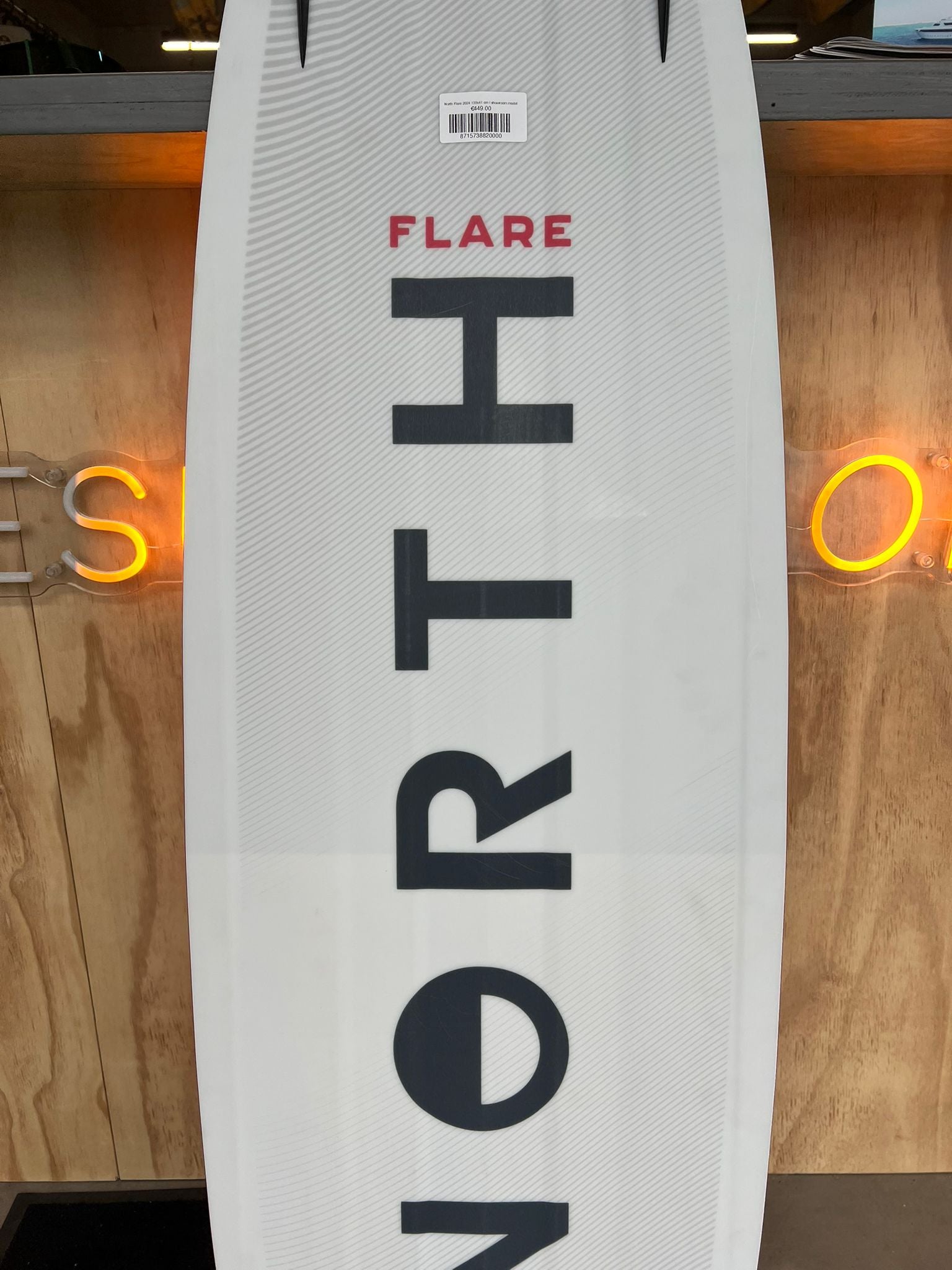 North Flare 2024 139x41 cm I showroom model