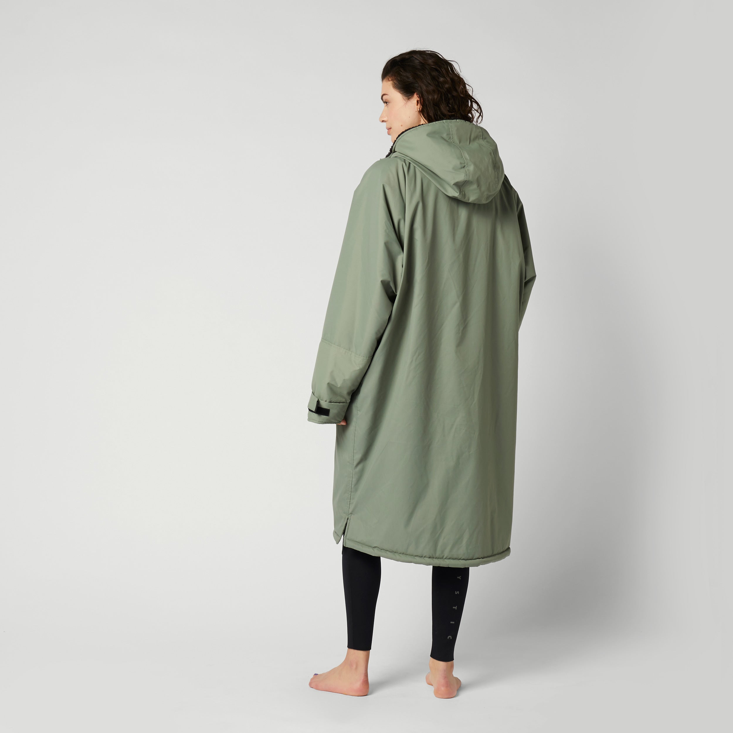 Mystischer Poncho Explore