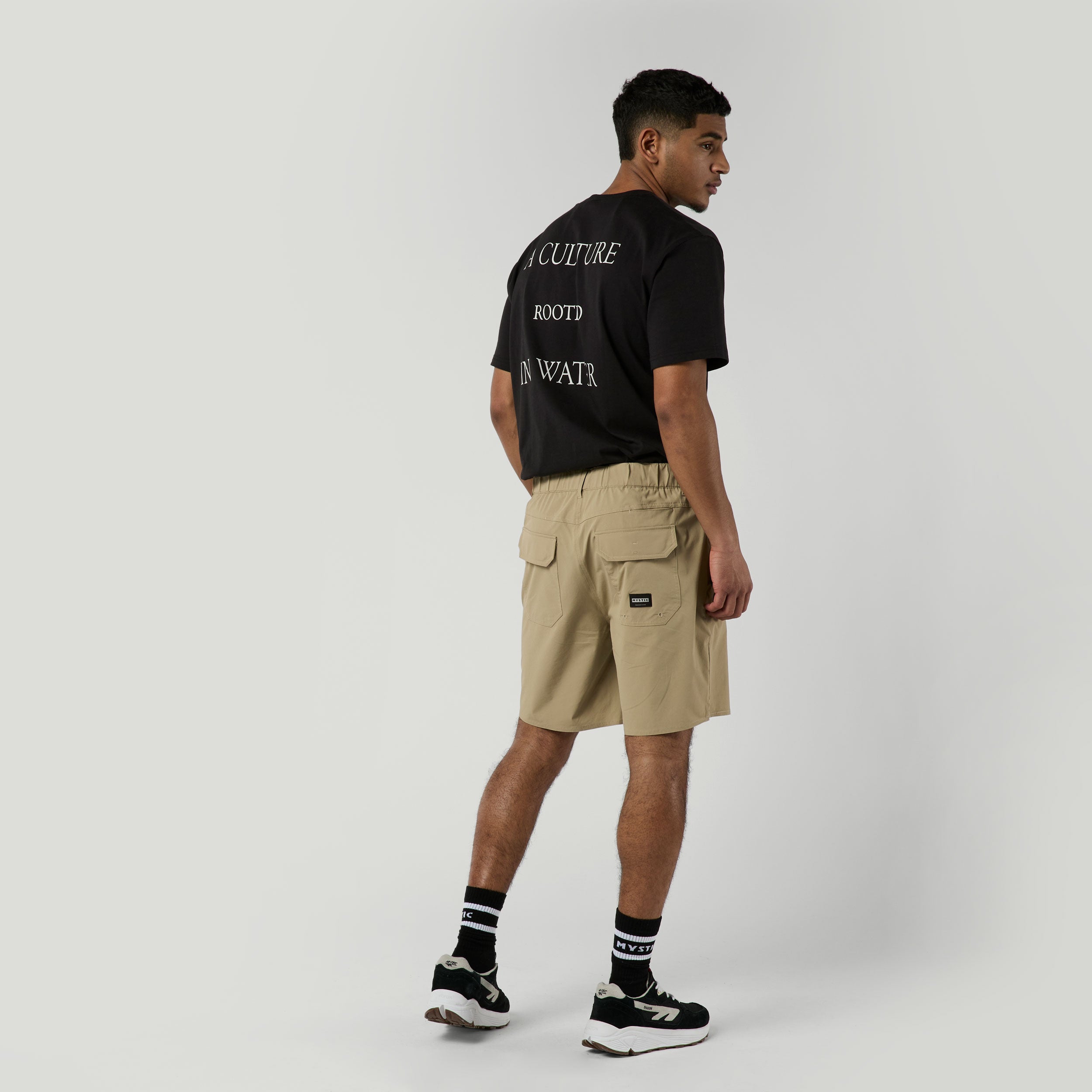 Endure Hybrid Short