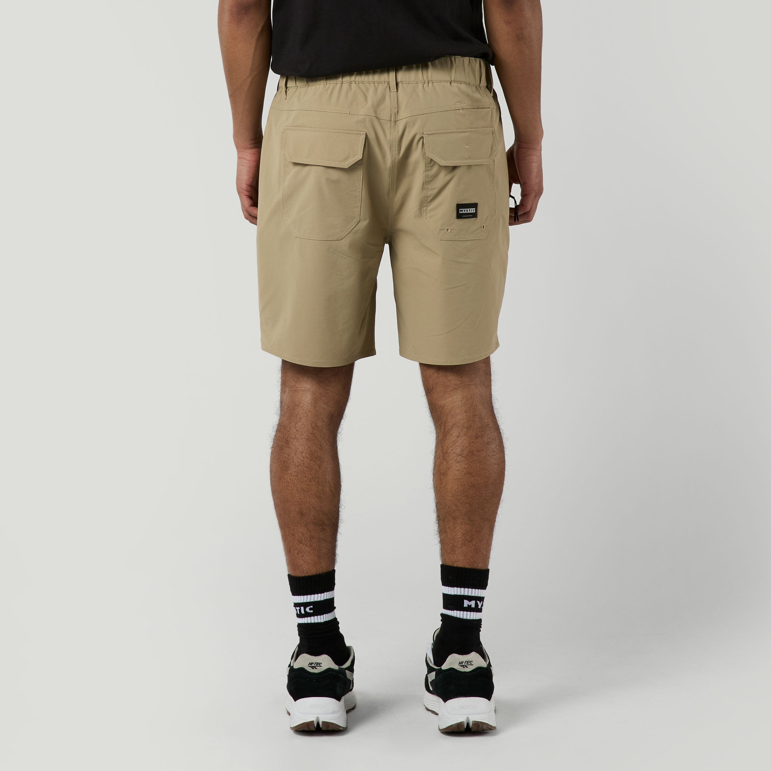 Endure Hybrid Short