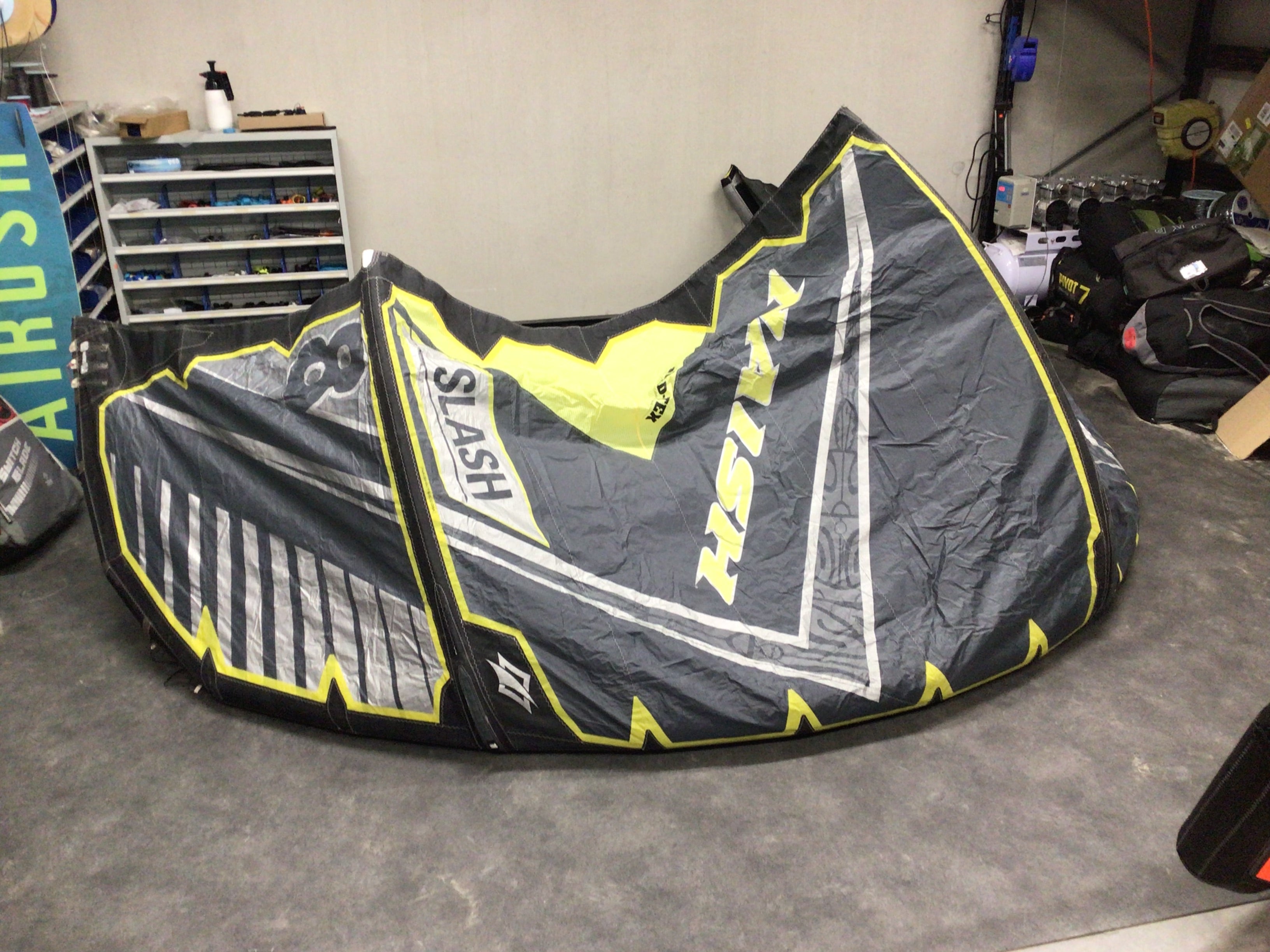 Naish Slash 8m | Zweibeiner