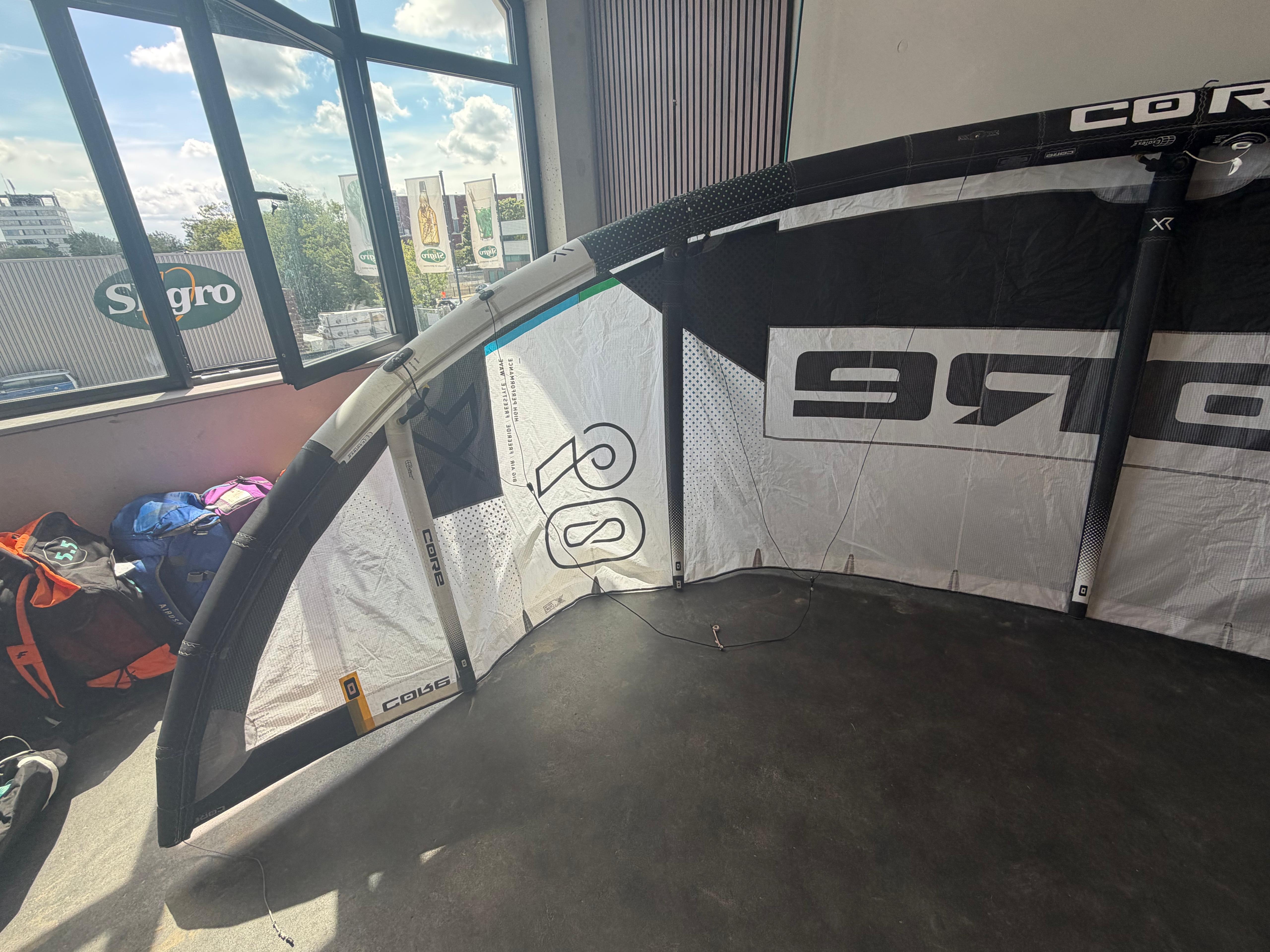 Core XR8 9m tweedehands kite - zijaanzicht